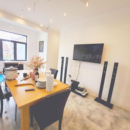 Urban Escape Ealing 호텔 런던 외부 사진